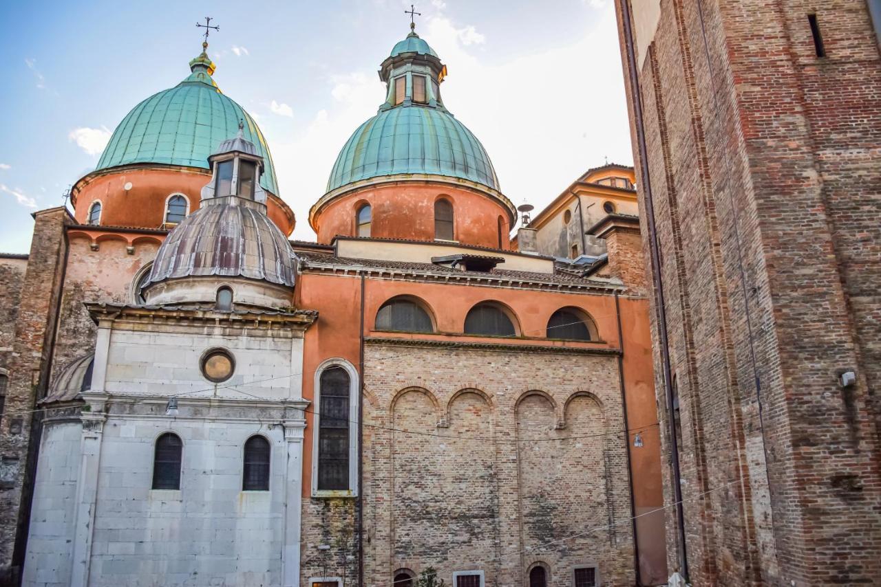 Duomo Luxury Home * * * * * San Paolo Cathedral Treviso Exterior foto